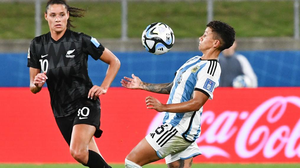 Lorena Bentez goleadora y mam de Renata y Ezequiel Foto redes