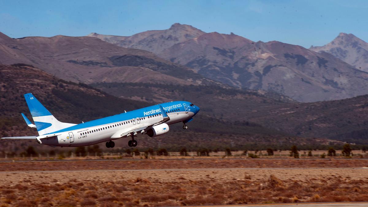 El rol de Aerolneas Argentina fue clave para llegar a ms destinos con ms turistas internos y del exterior Foto Alejandra Bartoliche
