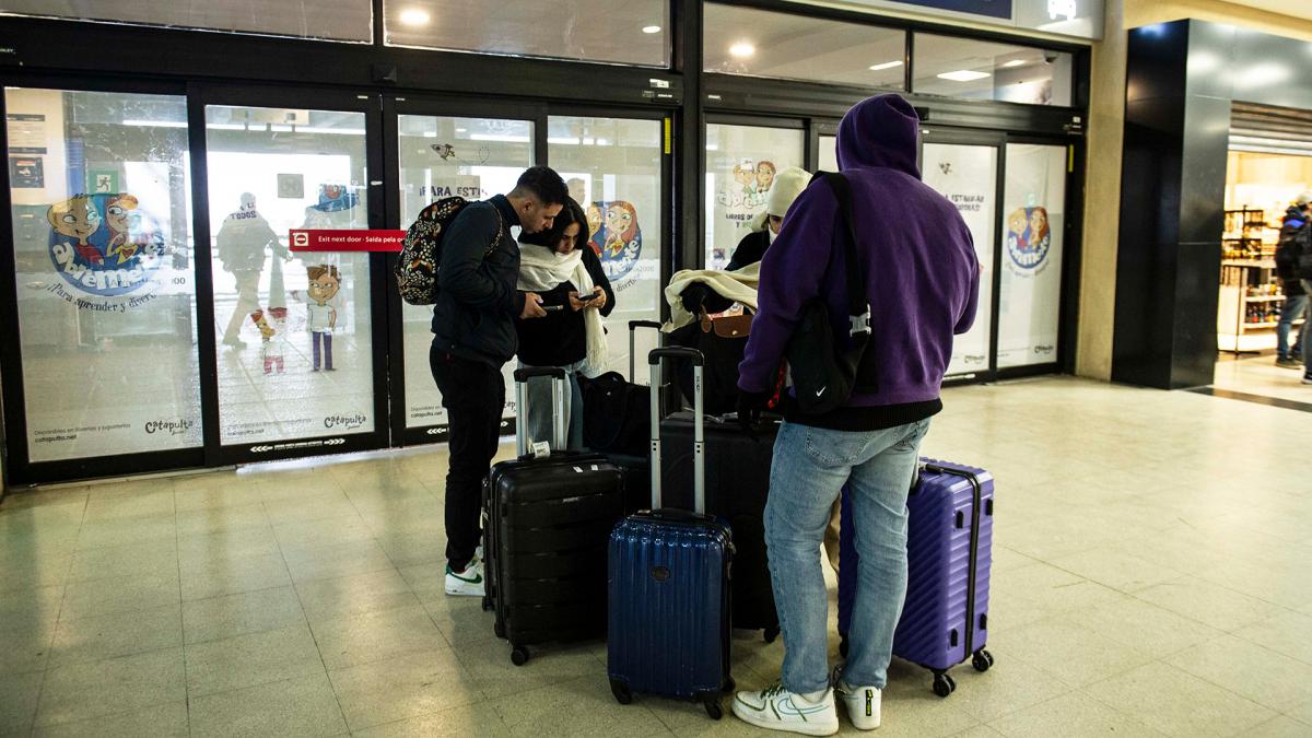 Ms de 40 vuelos de las empresas JetSmart y Latam fueron cancelados por la protesta Foto Archivo