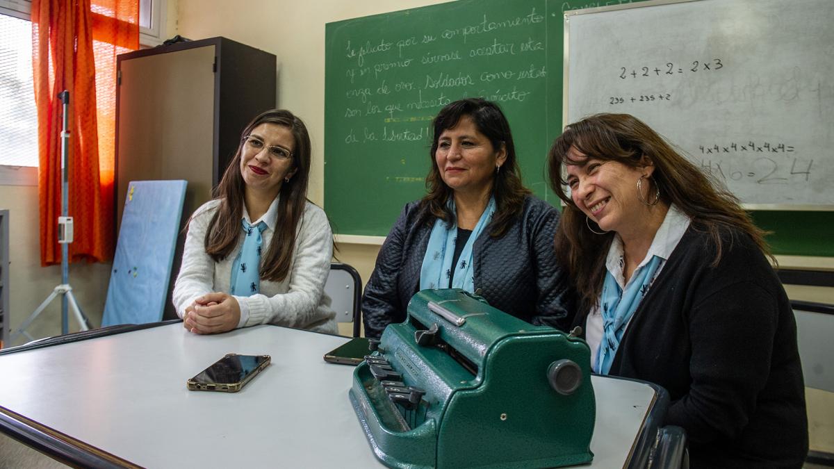 Las docentes del el Centro Educativo Integral N 50 San Juan Pablo IIFoto Emilio Rapetti